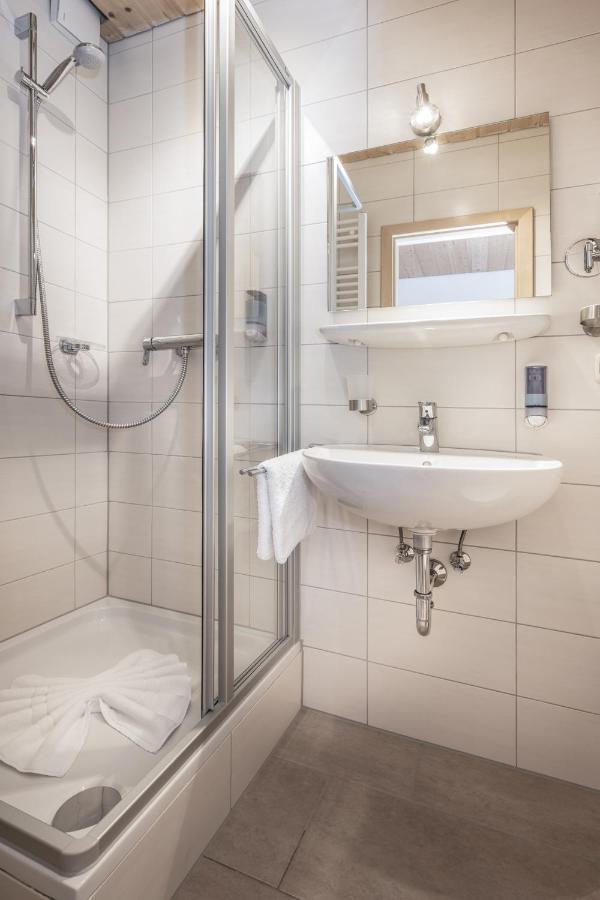 Landgasthof Augustiner Oberstdorf Bagian luar foto